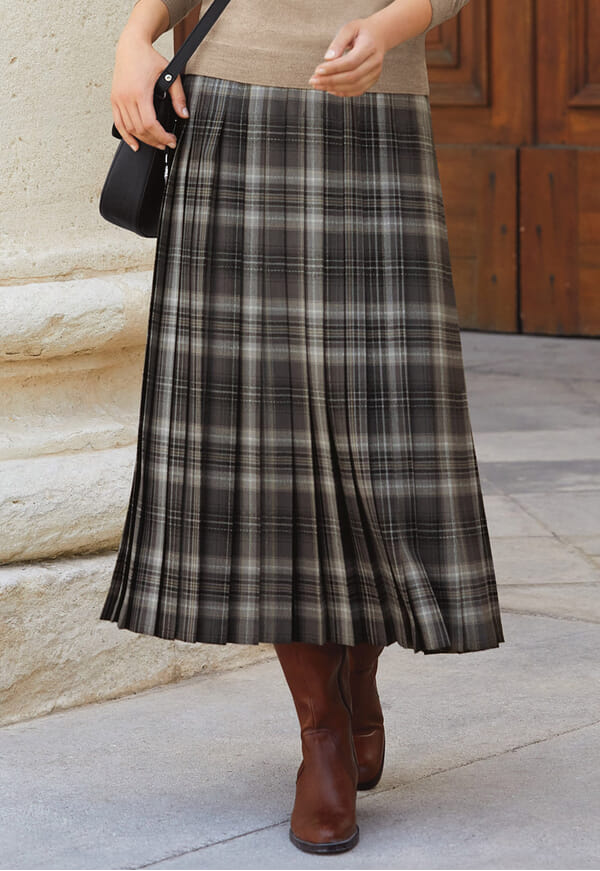 Download Checked pleated skirt